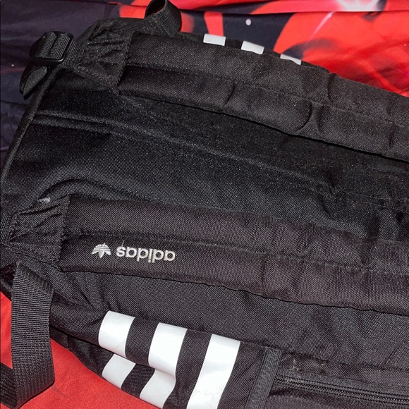 Adidas Black and White Men's Backpacks doble paket - Picture 10 of 16